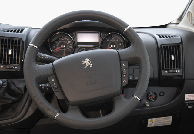 Fairford-Plus-Steering-Wheel